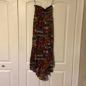 Billabong Maxi Dress, size medium, vibrant pattern!